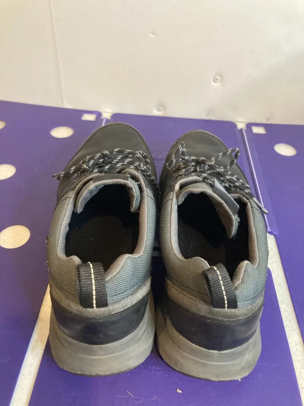 CLARKS MENS WAVE 2.0 SHOES SIZE 10